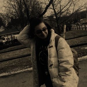 Meet your Posher, Klarrissa